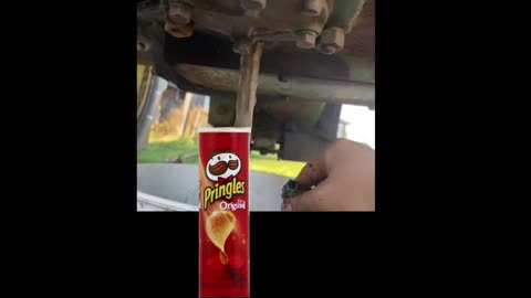 Creation of the pringles can