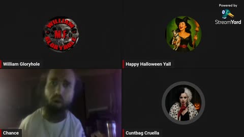 Cyraxx on WGH's stream 2025-10-31 "RAXXOWEEN 2025 - LAST HALLOWEEN CHANCE WILL EVER SEE!"