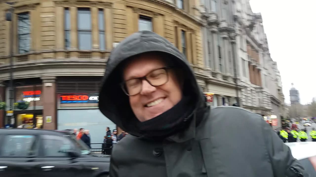 Based Amy & BREXIT vs Met Police & vs Steve of Speaker's Corner - 13 March 2019!!