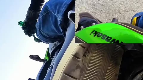 How to Rev Match on a Motorcycle