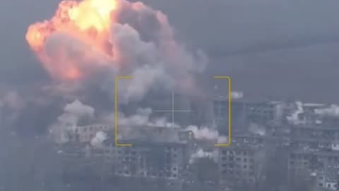 Footage of Russian terrorists hitting residential high-rise buildings in Myrnohrad,