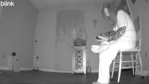 (2) "I LITERALLY SEE MANY SPIRITUAL ENERGIES IN THE ROOM." INCLUDING MY LATE WIFE, AMANDA.