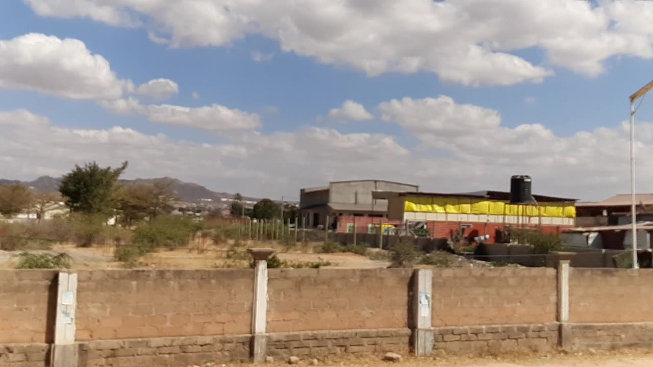 24TH AUG 20O22, SLOW MO VIDEO. MY LOOOONG ROAD TRIP FROM DAR ES SALAAM TO UGANDA ACROSS THE BORDER!!