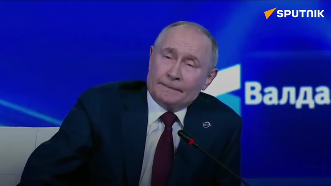 "Putin slept at Tony Blairs" - they had coffee in pyjamas in the morning