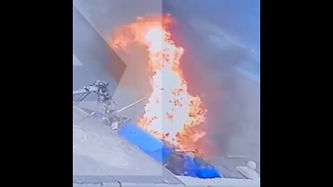 Un helicóptero privado se estrella contra una casa en Rusia