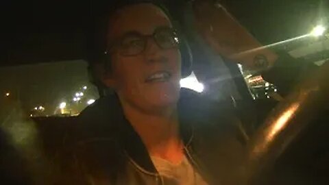 trick: get em to focus on ______ in order to make _____ larger than it appears