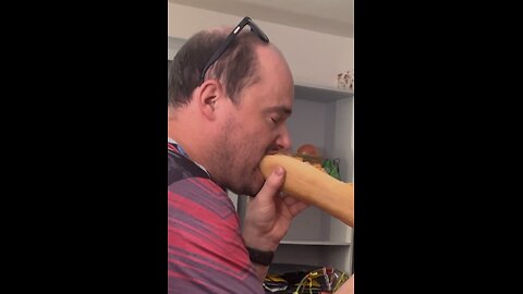 Lucas Eating a Crisp Sandwich 🥪