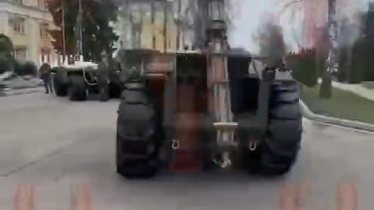 New Russian RC Construction Vehicle Backs Over Driver During Demonstration