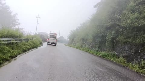 dangerous off-road in nepal