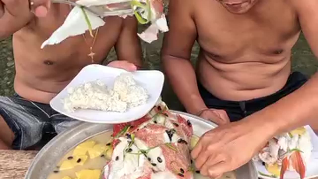 Giant grouper eating