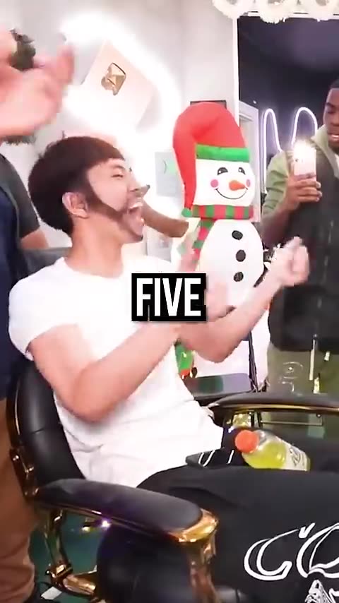 Ray getting a new haircut by Fanum pt2😂😂