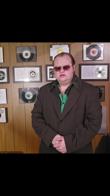 Trent Page's new guitar announcement.