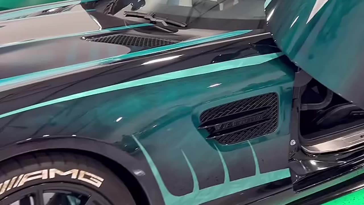 Mercedes-Benz AMG GT S w/ Petronas F1 Livery - Custom LED Boot / Trunk Holder Prop showcase! 🏎️💨🖤🩵