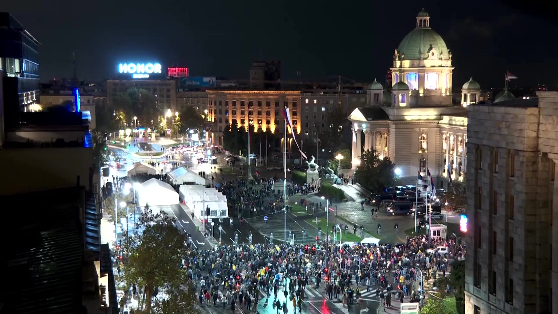 Serbians protest outside parliament over fatal roof collapse