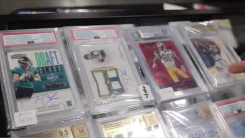 Pulled some of the rarest cards at the Phoenix Card Show… insane haul! 🏆