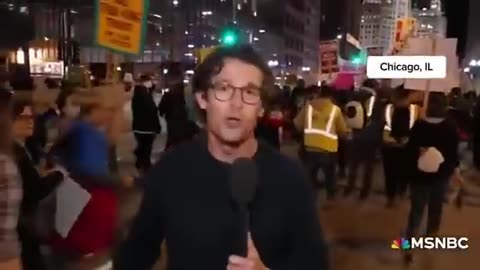 Peacefull chicago protest on msnbc