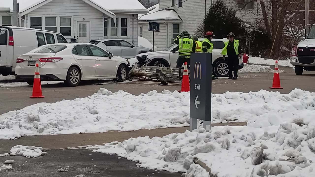 Part 2 My Comments on Dumbass Drivers #stopdrivingandtexting #nocellphone