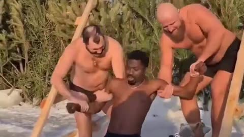 Négerúsztatás Ivánéknál