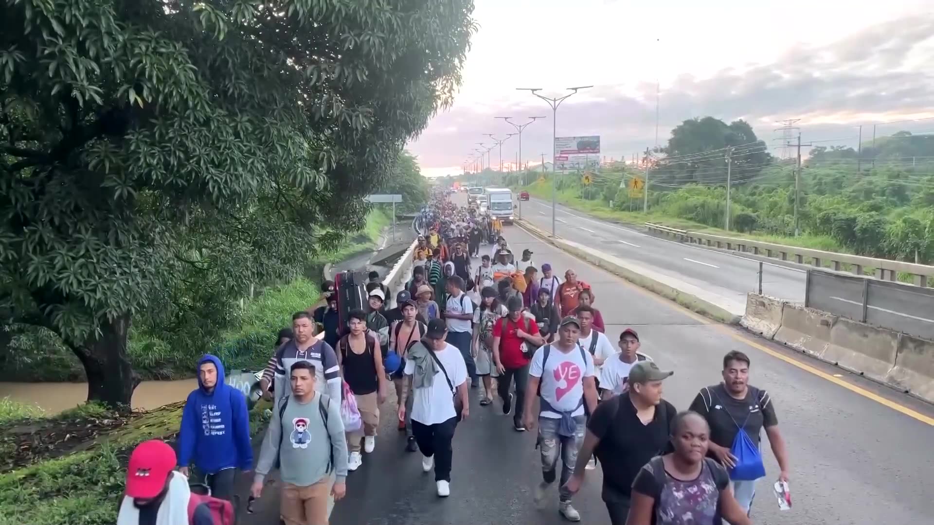 Migrant caravan in Mexico moves on in search of better opportunities