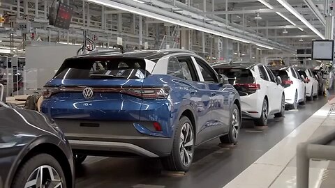 Volkswagen cuts output, halts production at two plants