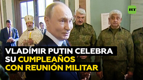 Putin encabeza una reunión con militares en su cumpleaños