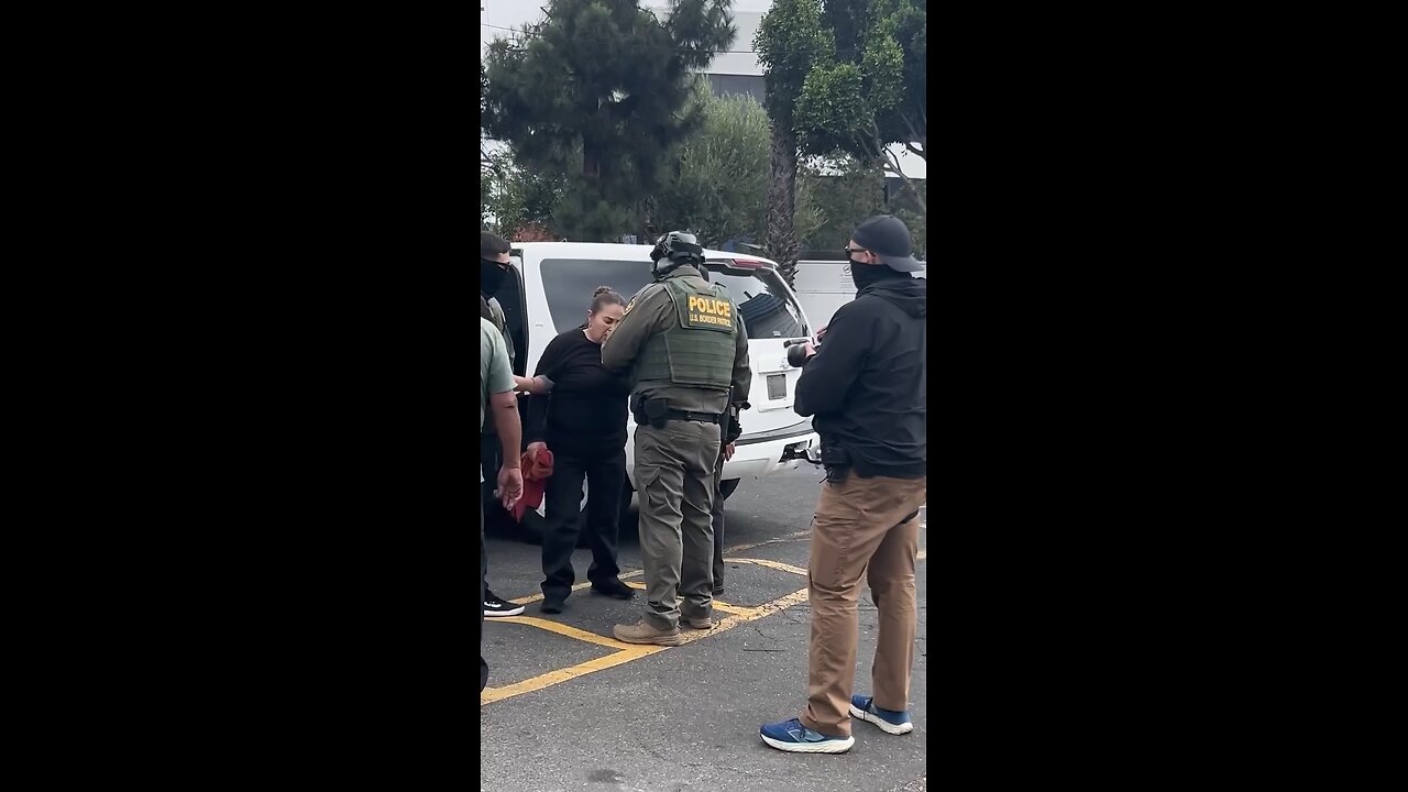Chaos erupts at car wash in CA