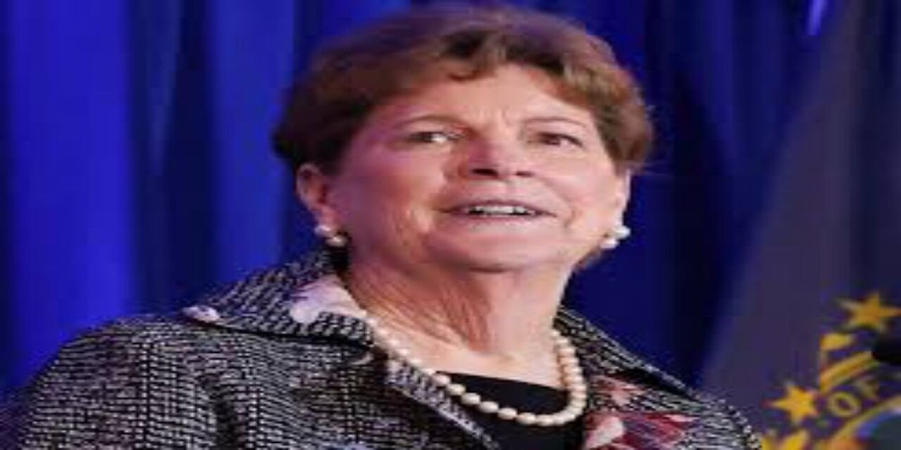 Trump's Layoff Threat Rattles Senate Democrats