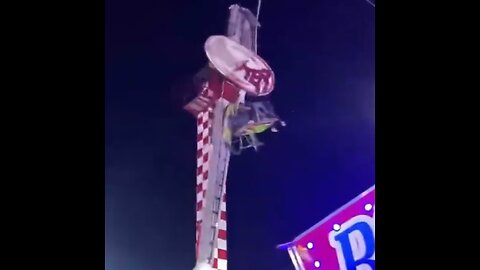 Falla mecánica en feria en México deja personas atrapadas
