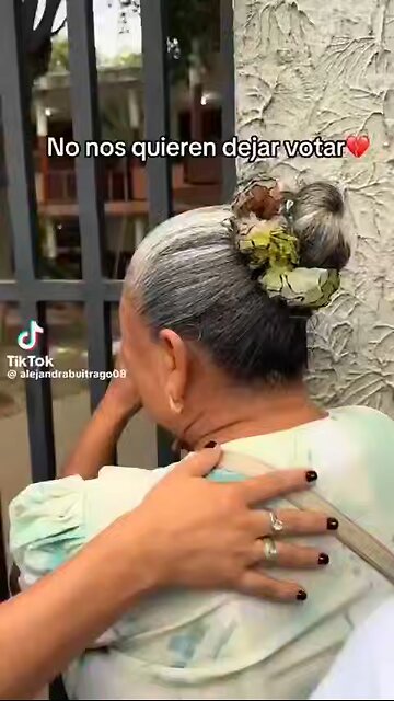 This Video is When Maduro locked the people out from Voting. He seized power. Remind me of 2020 USA.