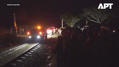 Interoceanic Train Derails in Oaxaca, Killing 13 and Injuring Dozens | Mexico Opens Investigation