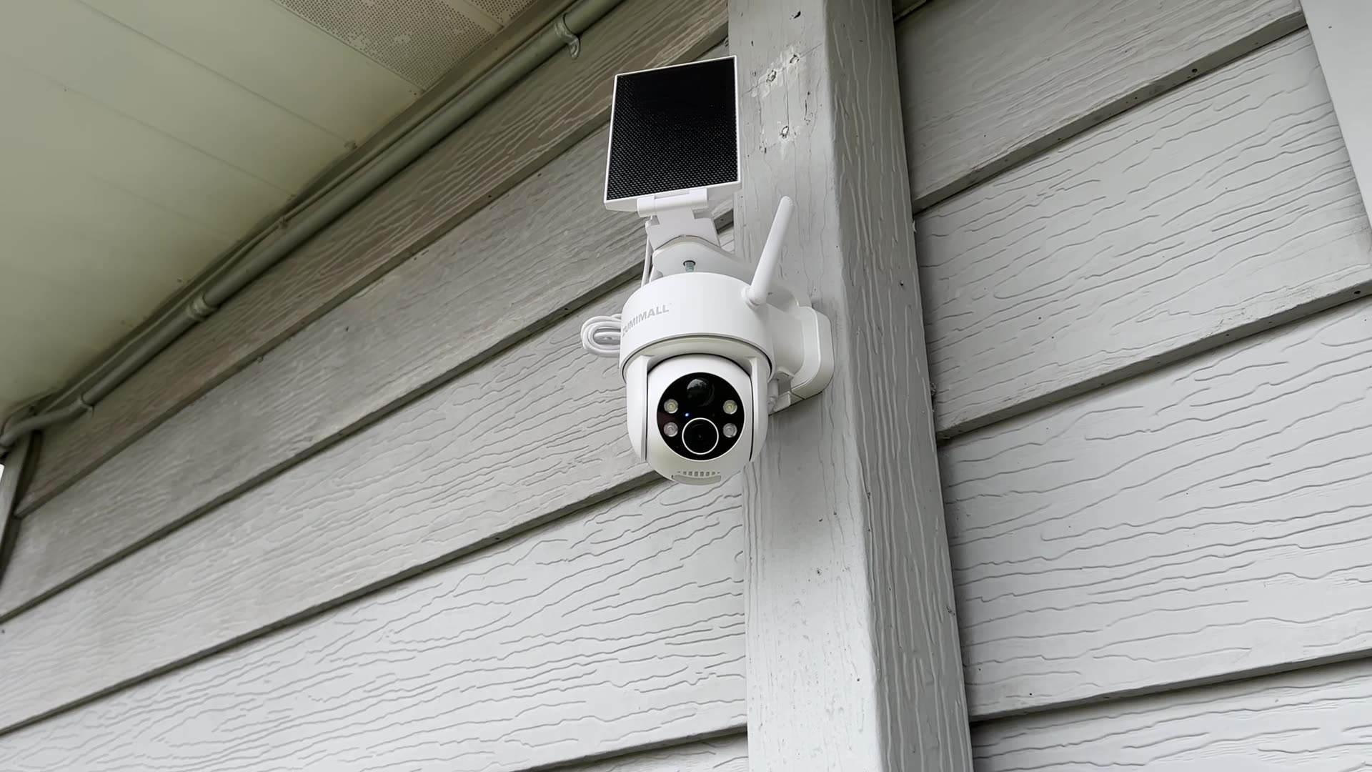 Overview ZUMIMALL 2K Solar Security Camera