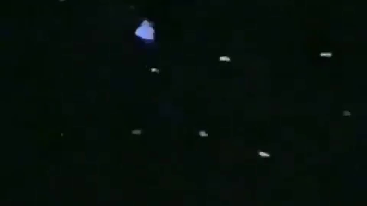 UFO mania - Swarm of UFOs in Israel #ufomania #Ufotwitter #Ufox #UAPTwitter #UAPx