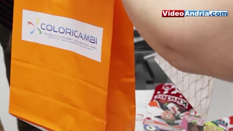 Andria, la Befana è arrivata in ospedale: calze e sorrisi ai piccoli pazienti del “Bonomo”