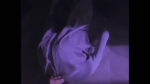 Kate Bush - Running Up That Hill - Official Music Video