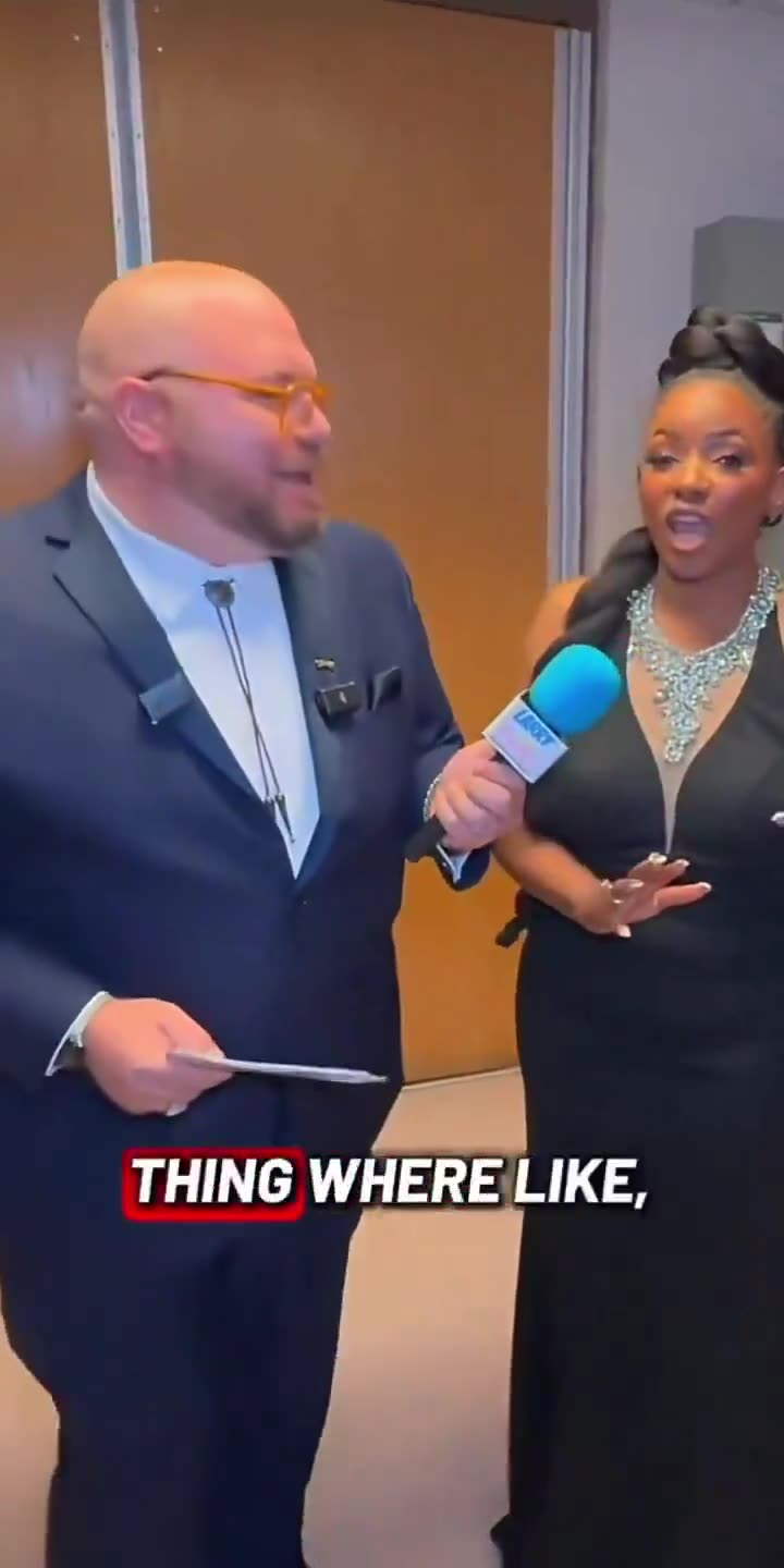 Rep. Crockett says "you know a MAGA woman when you see one." "They lips be up to here."