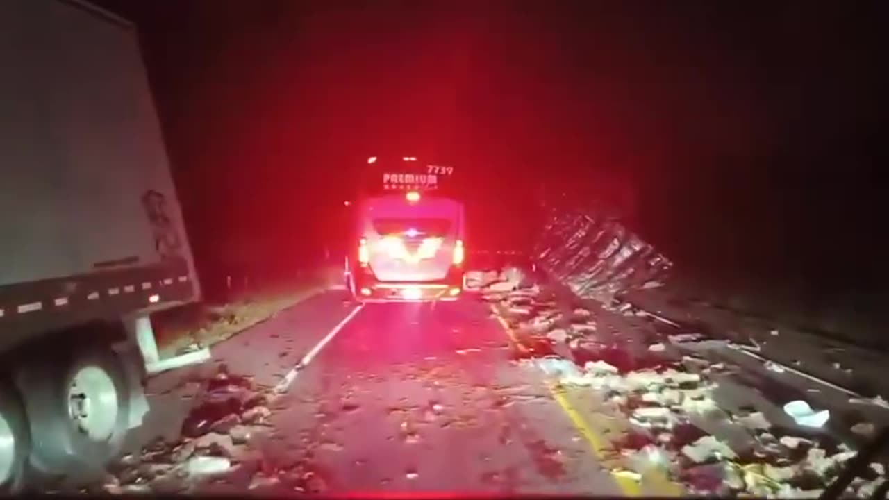 Video: Conductor murió tras choque de tractomula en Santander