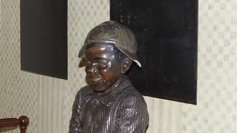 ever-before-seen photos reveal the dark secrets of Epstein's Manhattan lair