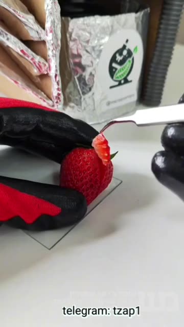 Got strawberries? 🤯🤬💥⚠️🚨