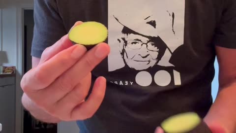 Explaining The Avocado Lifehack