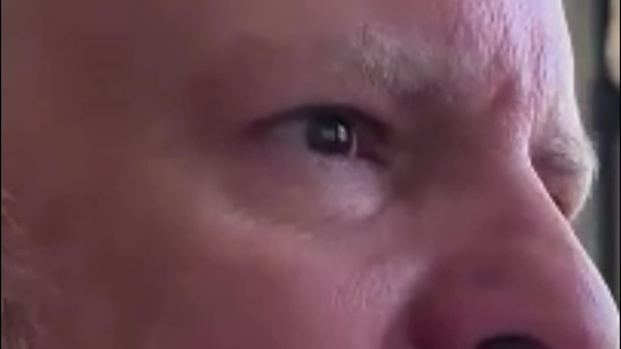 Podcast Interview Tip - Get the Real Story & Ditch the Script!