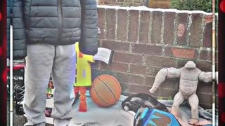Boy Sells His Toys To Buy His Mum A Christmas Present!