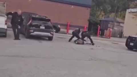 🚨 EMBARRASSMENT FOR TORONTO POLICE🚨🇨🇦