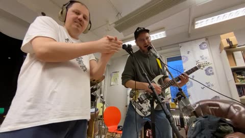 The CrazyMEn - Uppenbarelseboken Säger Oss - (432hz) Live at reversal 2026