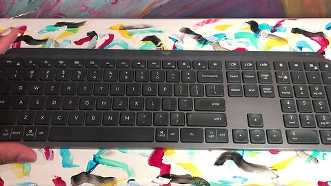 Logitech MX Keys Wireless Keyboard REVIEW