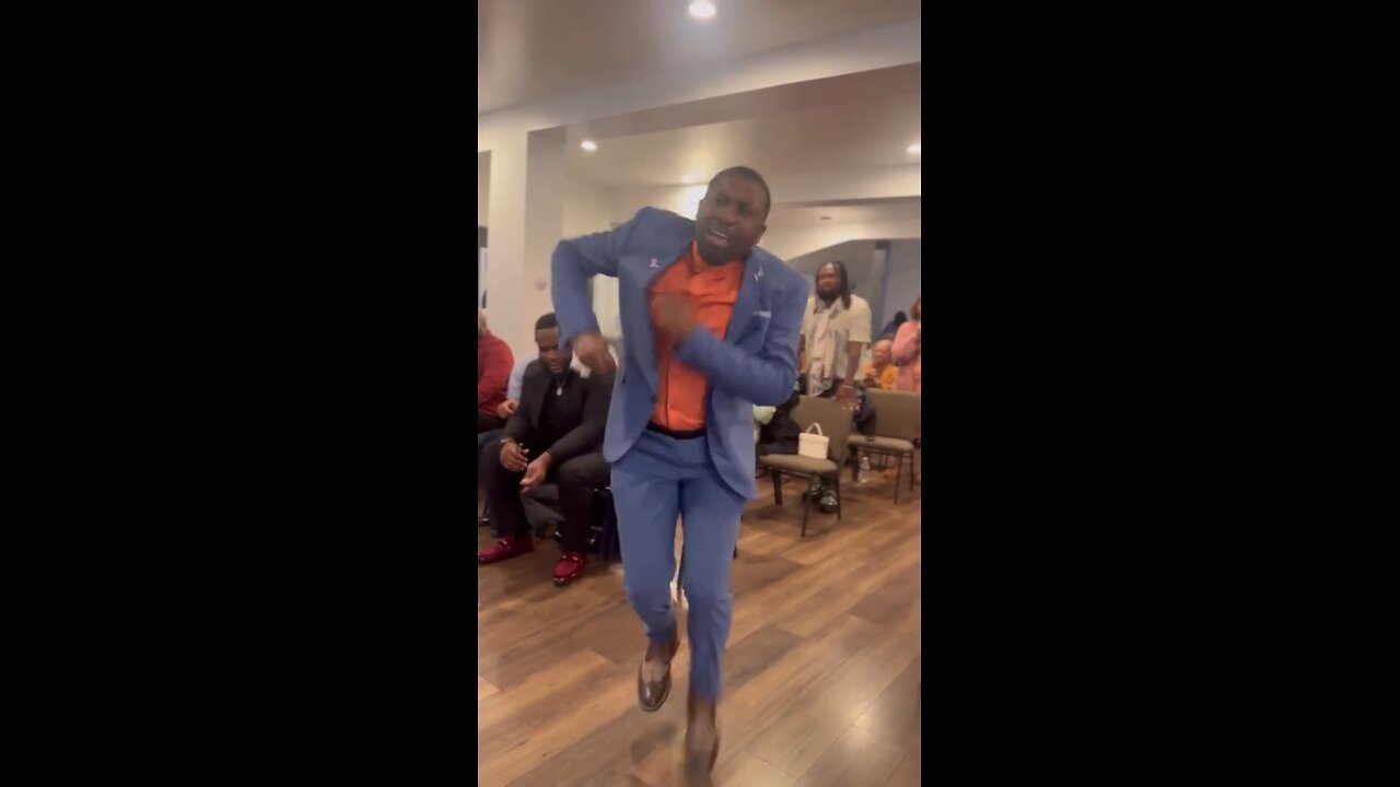 Get your breakthrough Dshy 🕺🏾#praisebreak