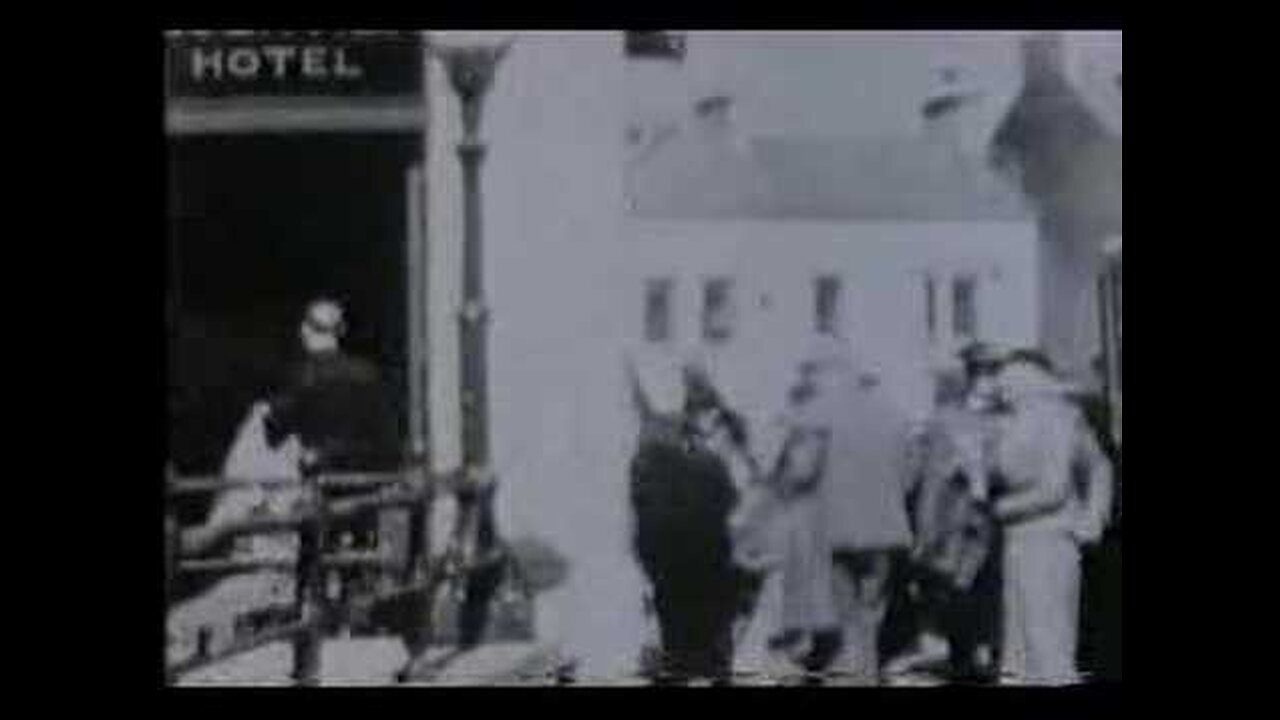 "The Ulster Troubles" (Part 4 of 24) Early 1970's North Ireland Documentary