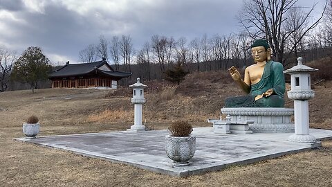 Korean Buddhist Wonkaksa Temple (Salisbury Mills, NY)