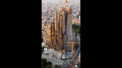 Sagrada Familia, Barcelona, Spain 🇪🇸 |Travel photography, Barcelona architecture,