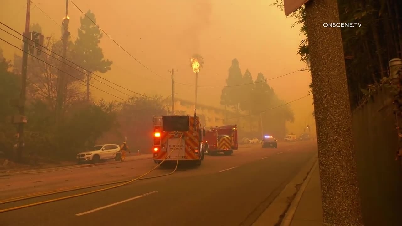 PACIFIC PALISADES fires close up