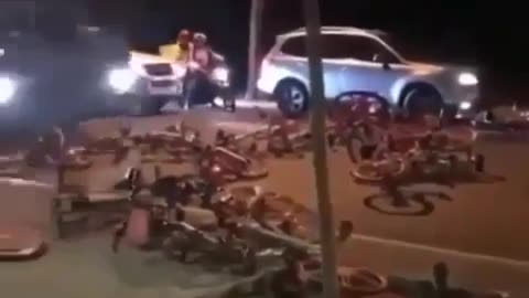 🚴‍♂️🚗 Cyclists Bring Traffic to a Halt in Protest! | FunFM